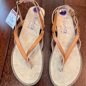 NWT Blowfish sandals tan size 8.5